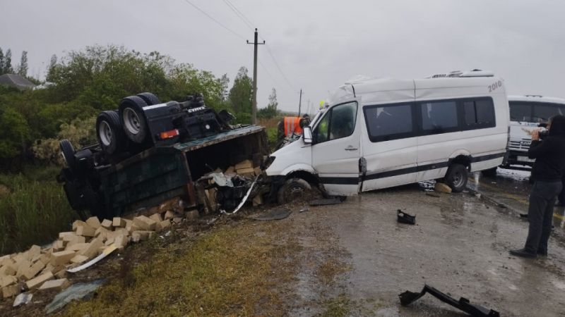 Ölkədə minlərlə insanın həyatına son qoyan yol qəzaları - Dövlət Proqramı  icra edilsəydi...